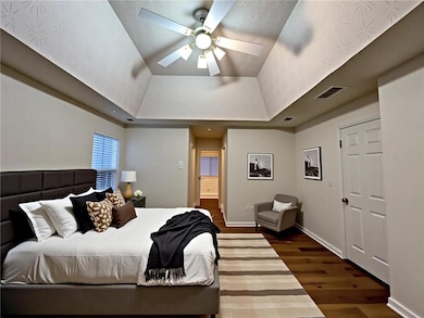 3780 Crescent Walk Ln, Suwanee, GA 30024 - photo 4