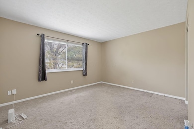 638 Thistle Ave, Columbus, OH 43230 - photo 7