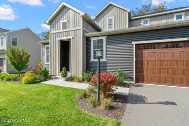 10 Wexford Drive Colonie NY 006 MLS