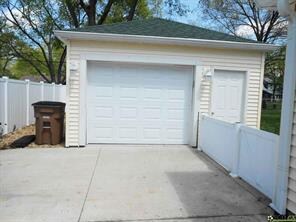 unlisted-address, Columbus, IN 47201 - photo 4