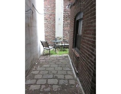 21 Henchman St unit A, Boston, MA 02113 - photo 7