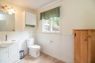 27 Woodhaven St, Carver, MA 02330 - photo 7