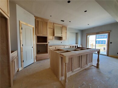 2000 Creek View Ln, Raymore, MO 64083 - photo 7