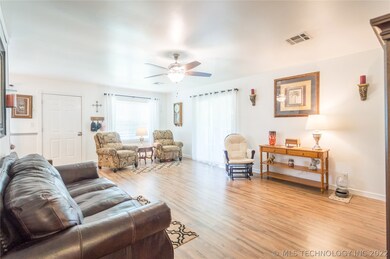 104 E 9th St S, Claremore, OK 74017 - photo 5