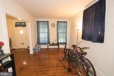 1073 Ellicott Dr, Baltimore, MD 21216 - photo 2