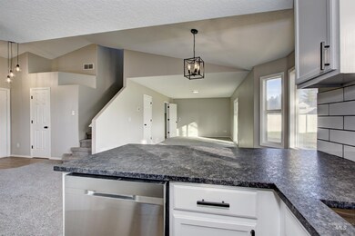 417 S Valley Dr, Nampa, ID 83686 - photo 7