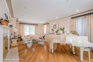 26 Highpoint Rd, Staten Island, NY 10304 - photo 6