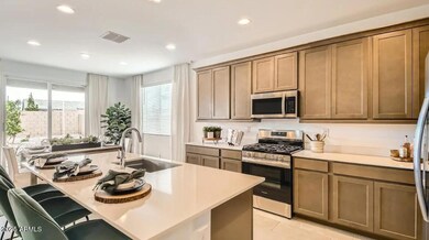 25195 N 174th Dr, Surprise, AZ 85387 - photo 4