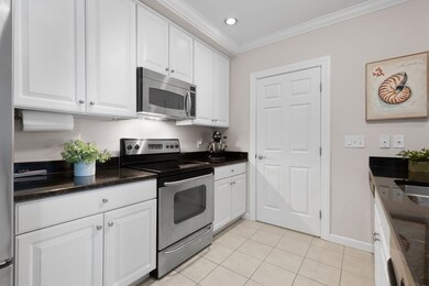 5 Woodman Way unit 302, Newburyport, MA 01950 - photo 6