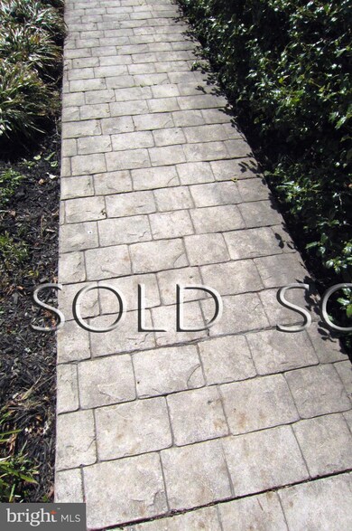 426 Deacon Brook Cir, Reisterstown, MD 21136 - photo 4