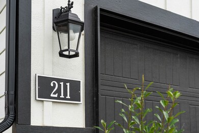 211 Orchard Laurel Dr, Alvin, TX 77511 - photo 5