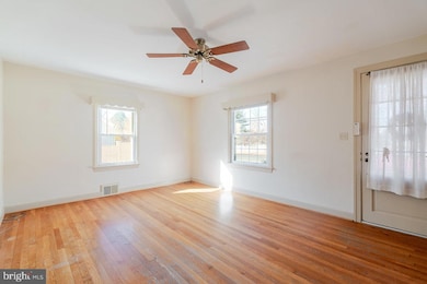 410 E East Rockingham St, Elkton, VA 22827 - photo 6