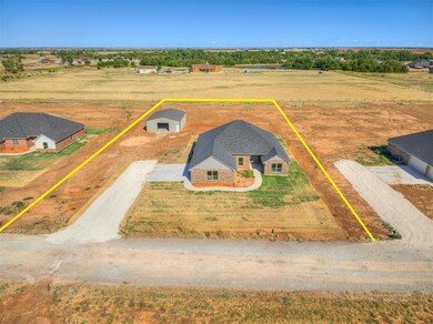 Property Lines are approximate.