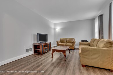 111 Walchest Dr, Toms River, NJ 08753 - photo 6