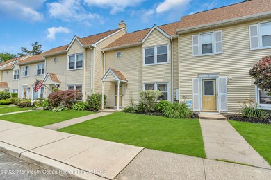 3 Heritage Terr. Side Front Photo