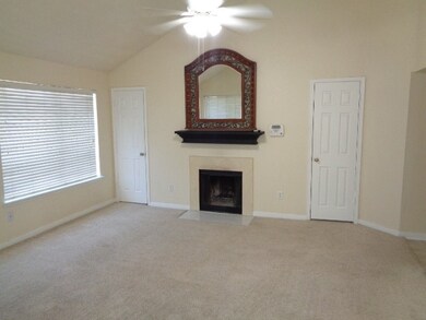 12400 Overbrook Ln unit 47C, Houston, TX 77077 - photo 2