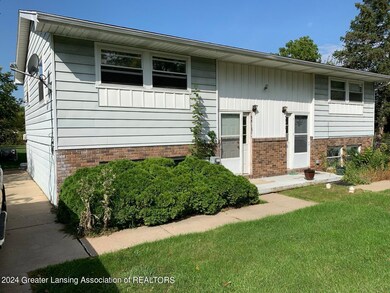 5310 Balzer St, Lansing, MI 48911 - photo 4