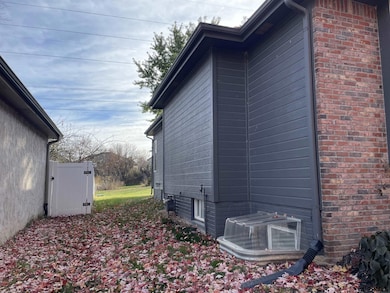 19921 Farnam St, Elkhorn, NE 68022 - photo 6