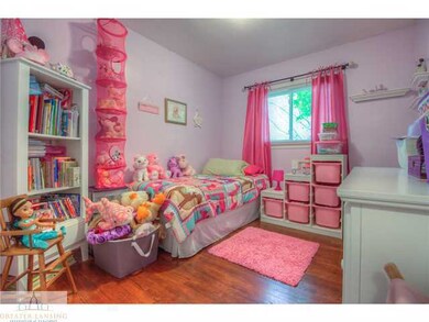 1615 S Holly Way, Lansing, MI 48910 - photo 7