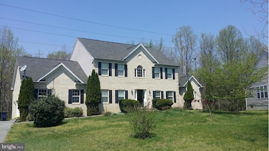 12404 Rochino Ct, Glenn Dale, MD 20769 - photo 2