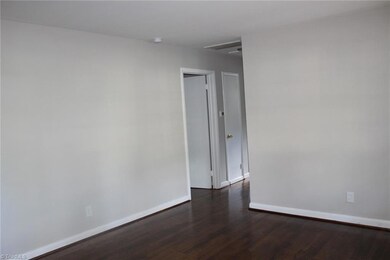 1606 W Meadowview Rd, Greensboro, NC 27403 - photo 3