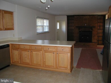 664 Baynesville Rd, Montross, VA 22520 - photo 4