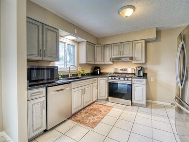 757 Sunset Ave, Sheffield Lake, OH 44054 - photo 5