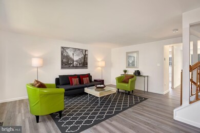 13879 Laura Ratcliff Ct, Centreville, VA 20121 - photo 5