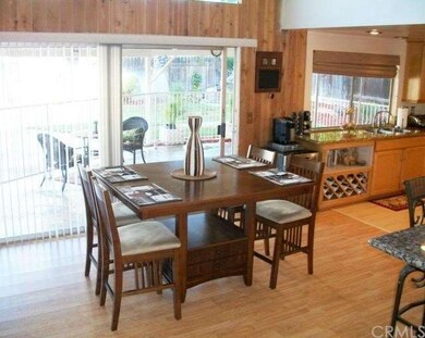Breakfast Area Off Kitchen