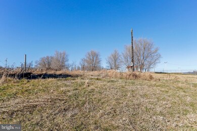 131 Racetrack St, Ranson, WV 25438 - photo 2