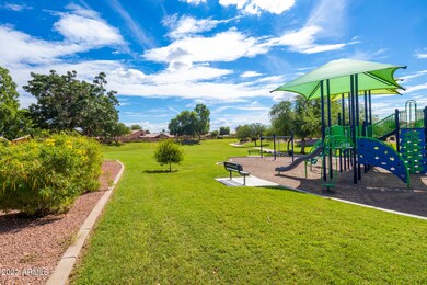 16526 W Desert Lane-37