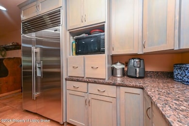 907 2nd Ave E - New England-27 (Custom)