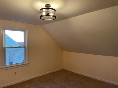 11 Wilson St, Manchester, NH 03103 - photo 6