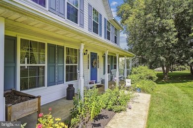 5824 Miriam Dr, Sykesville, MD 21784 - photo 7