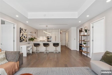 Avora unit 517, Weehawken, NJ 07086 - photo 2