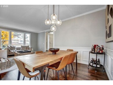 6123 Frost Ln, Lake Oswego, OR 97035 - photo 4