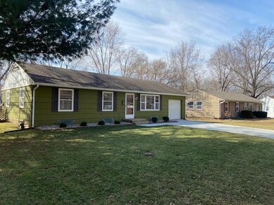 1502 NW B St, Blue Springs, MO 64015 - photo 3