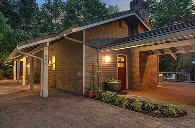 6270 W Mercer Way, Mercer Island, WA 98040 - photo 2