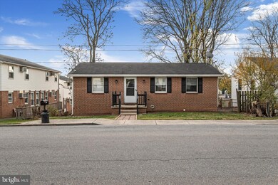 218 E 4th Ave, Ranson, WV 25438 - photo 3