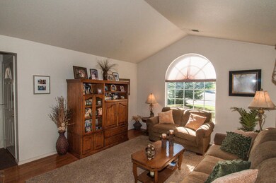 1969 Kinvarra Way, Redding, CA 96001 - photo 5