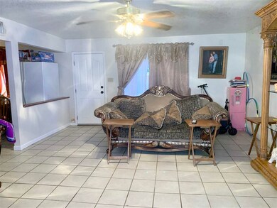 553 S Vaughn Ave, Yuma, AZ 85364 - photo 3