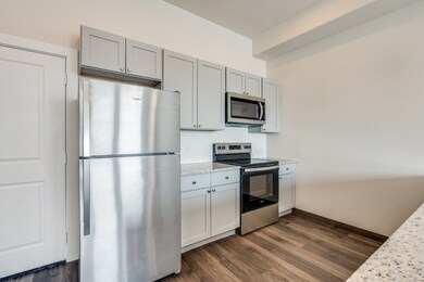 710 Benge Dr unit 712-C, Arlington, TX 76013 - photo 3