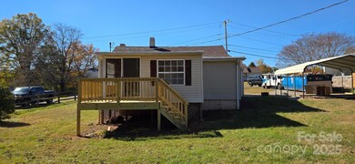 80 Duke St, Granite Falls, NC 28630 - photo 4