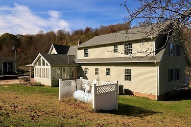 2256 Whitley Branch Rd, North Tazewell, VA 24630 - photo 2