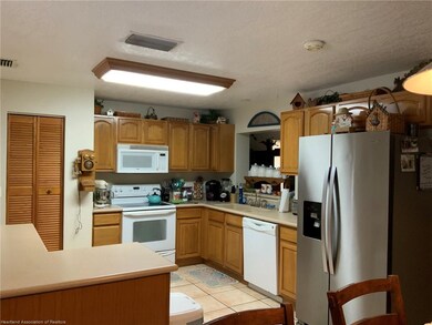 707 Lake Betty Dr, Lake Placid, FL 33852 - photo 5