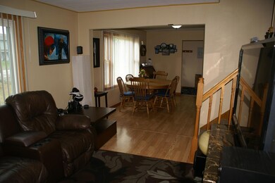 Living room/dining area perspective