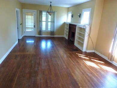 405 W Locust St, Johnson City, TN 37604 - photo 2