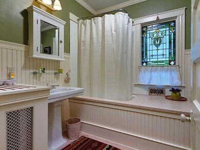 60 Payson St unit 2, Portland, ME 04102 - photo 2