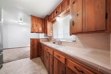 7110 Lockern St, Houston, TX 77016 - photo 6