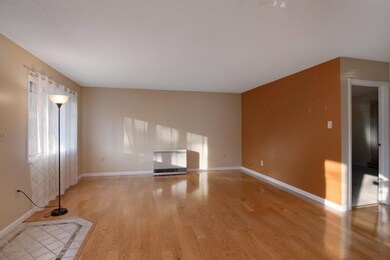 7 Cedar Glen N, South Burlington, VT 05403 - photo 2